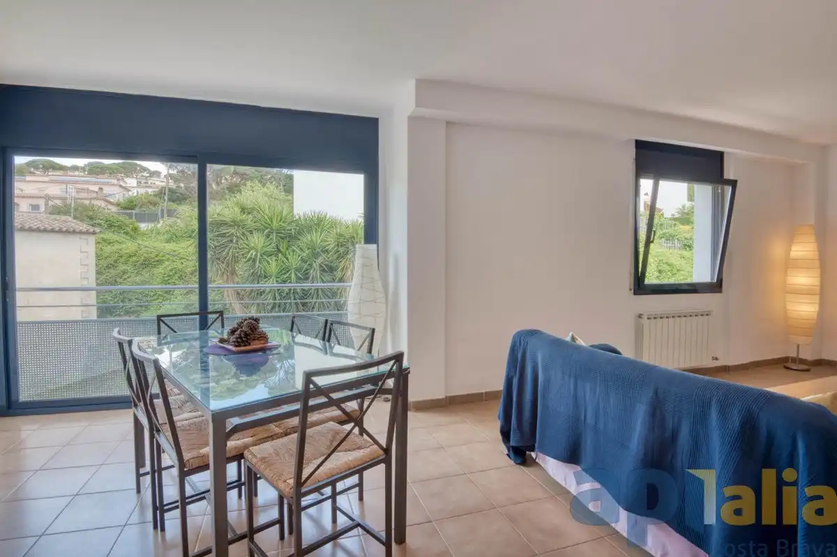 Bedroom of Attic for sale in Sant Feliu de Guíxols  with Terrace and Community pool