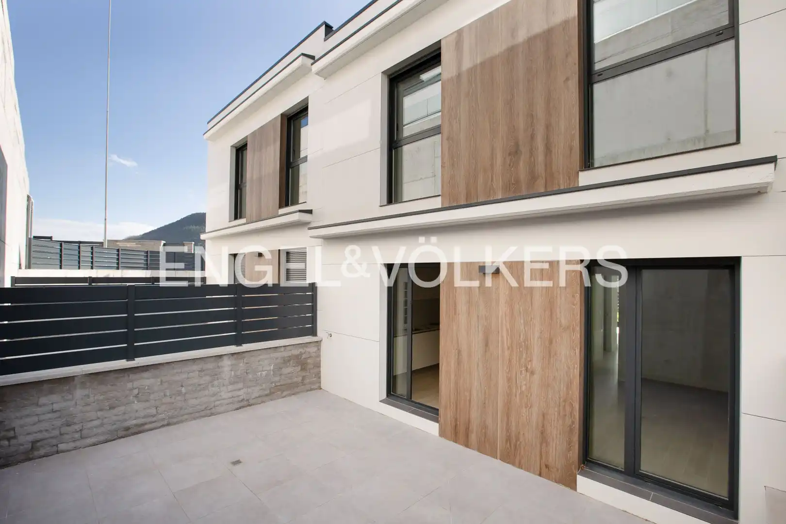 Vista exterior de Casa o xalet en venda en Zierbena amb Calefacció, Jardí privat i Terrassa