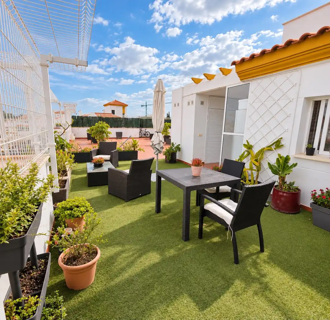 Penthouse with pool for sale in Benalmádena pueblo, imagen 3