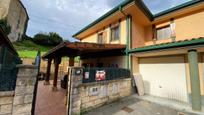 Exterior view of Single-family semi-detached for sale in Castro-Urdiales  with Terrace