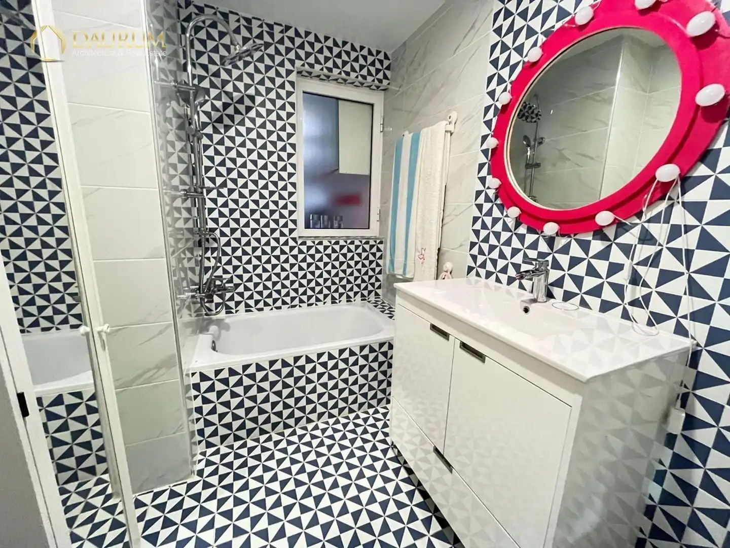 Bathroom of Houses for sale in Alicante / Alacant  with Air Conditioner, Terrace and Furnished