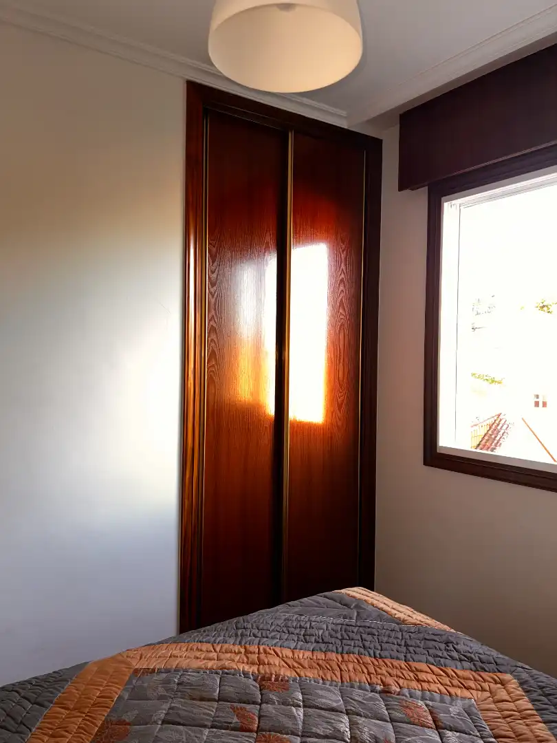 Dormitori de Apartament en venda en Baiona amb Calefacció, Parquet i Moblat