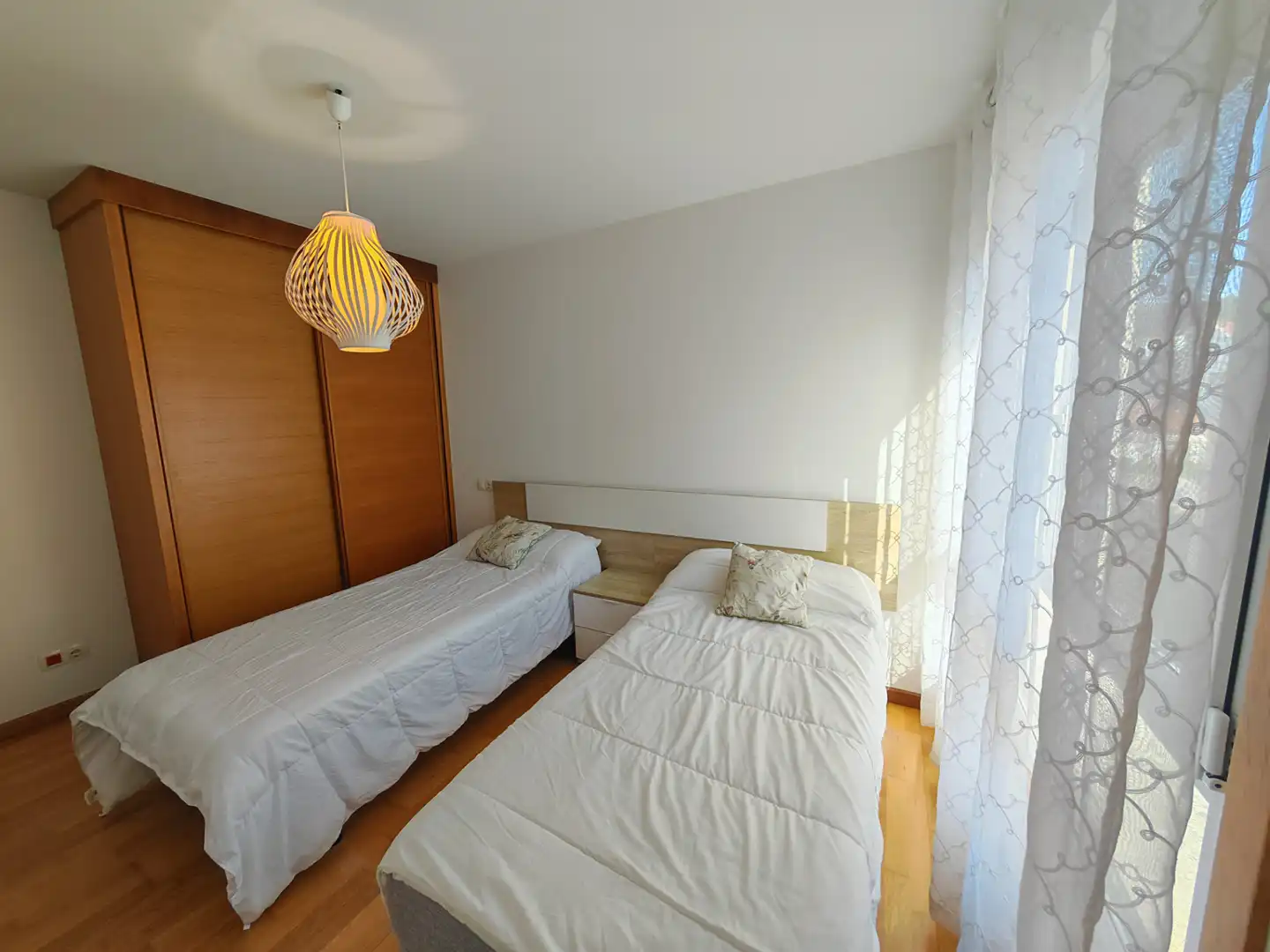 Dormitori de Apartament de lloguer en Fisterra amb Traster, Moblat i Forn