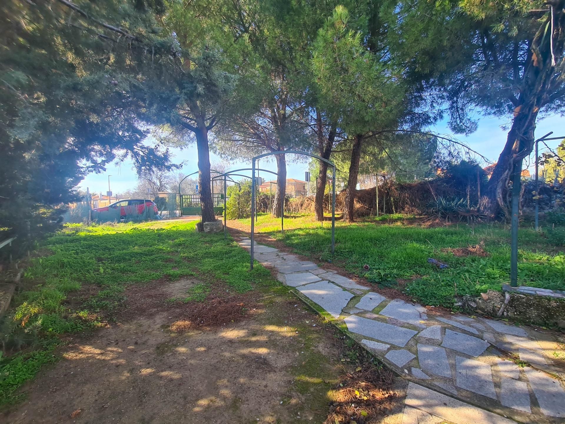 Jardí de Casa o xalet en venda en Serracines amb Jardí privat, Terrassa i Piscina comunitària