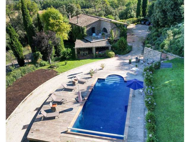 Casa-chalet en Venta en Carretera Gi-554 en Esponellà