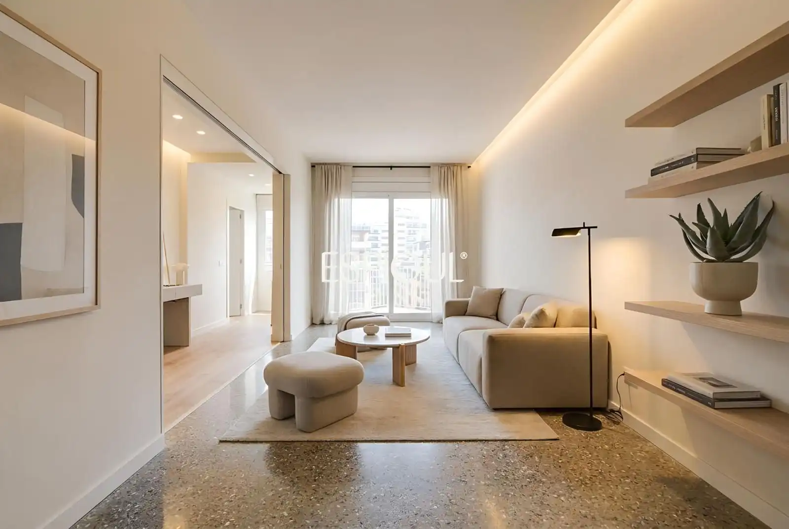 Sala de estar de Piso en venta en  Barcelona Capital con Calefacción, Terraza y Balcón