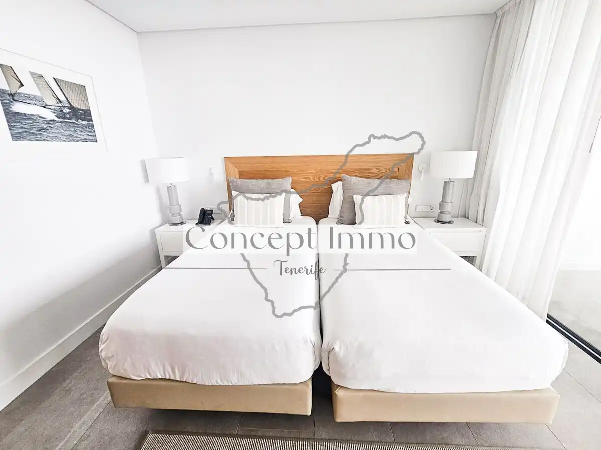 Habitación de Planta baja en venta en Guía de Isora con Aire acondicionado, Jardín privado y Terraza