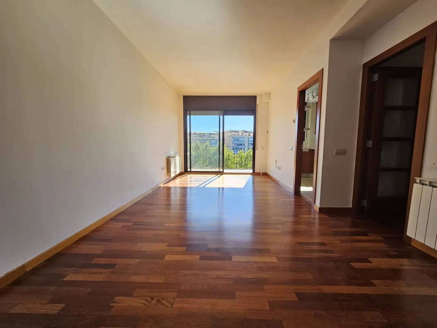 Sala de estar de Dúplex en venta en Terrassa con Calefacción, Parquet y Terraza