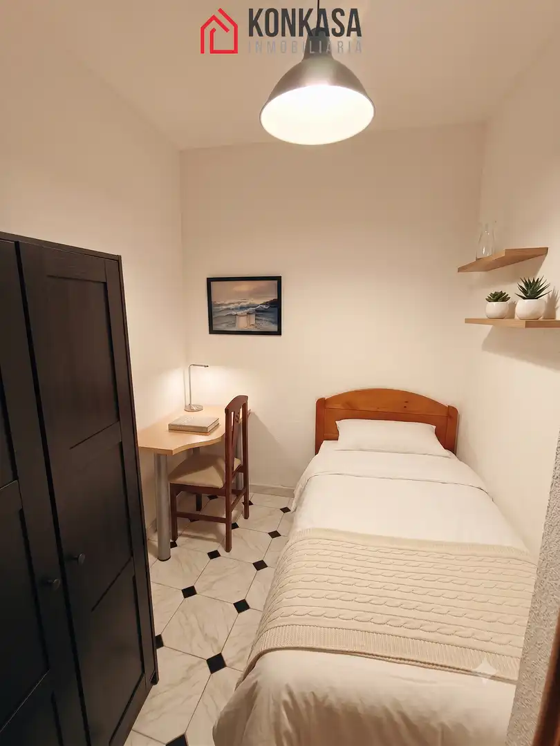 Habitación de Casa adosada en venta en Arcos de la Frontera con Terraza y Trastero