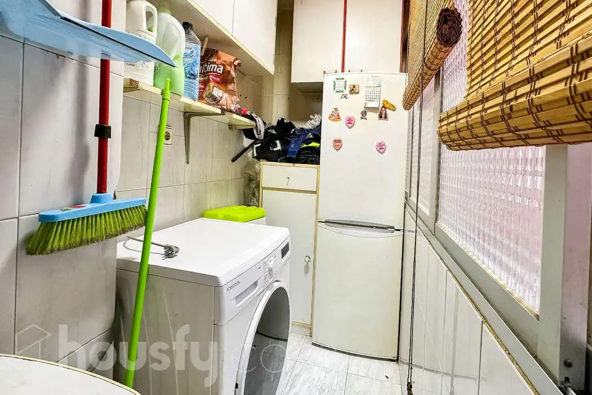 Kitchen of Flat for sale in Móstoles  with Air Conditioner, Terrace and Storage room