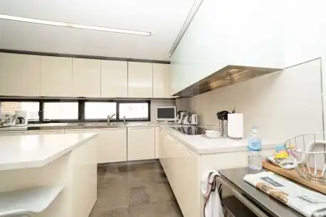 Cocina de Dúplex en venta en León Capital  con Aire acondicionado, Calefacción y Terraza
