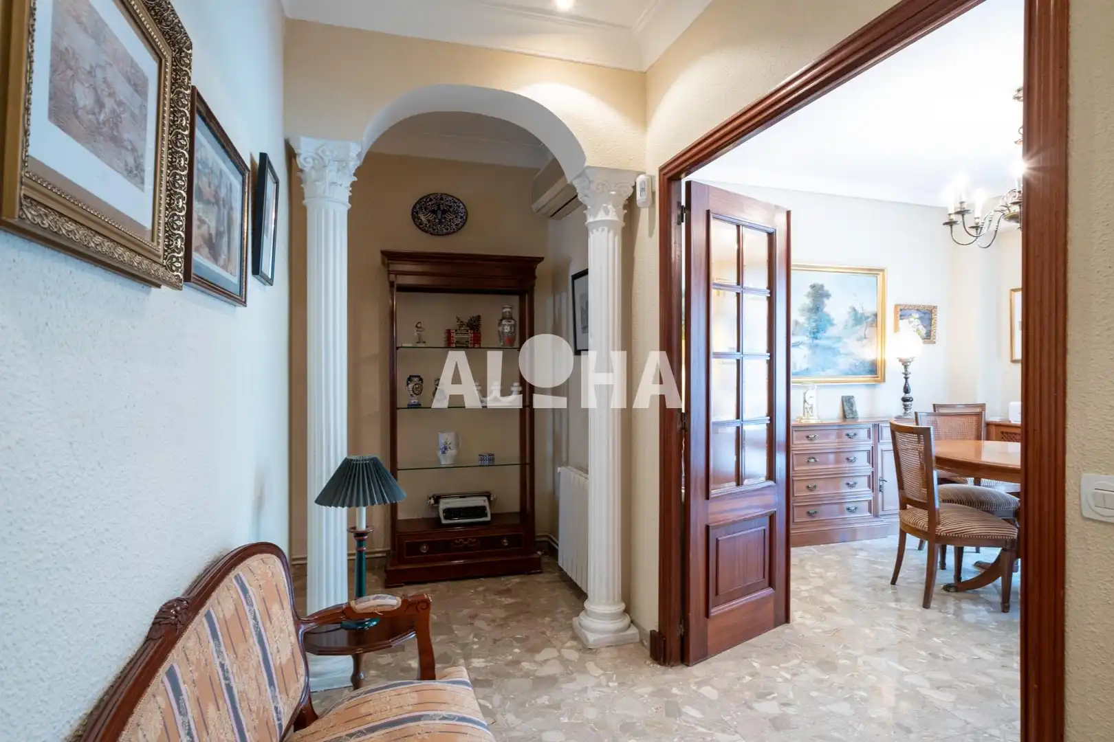 Flat for rent in Valencia  with Air Conditioner, Heating and Furnished