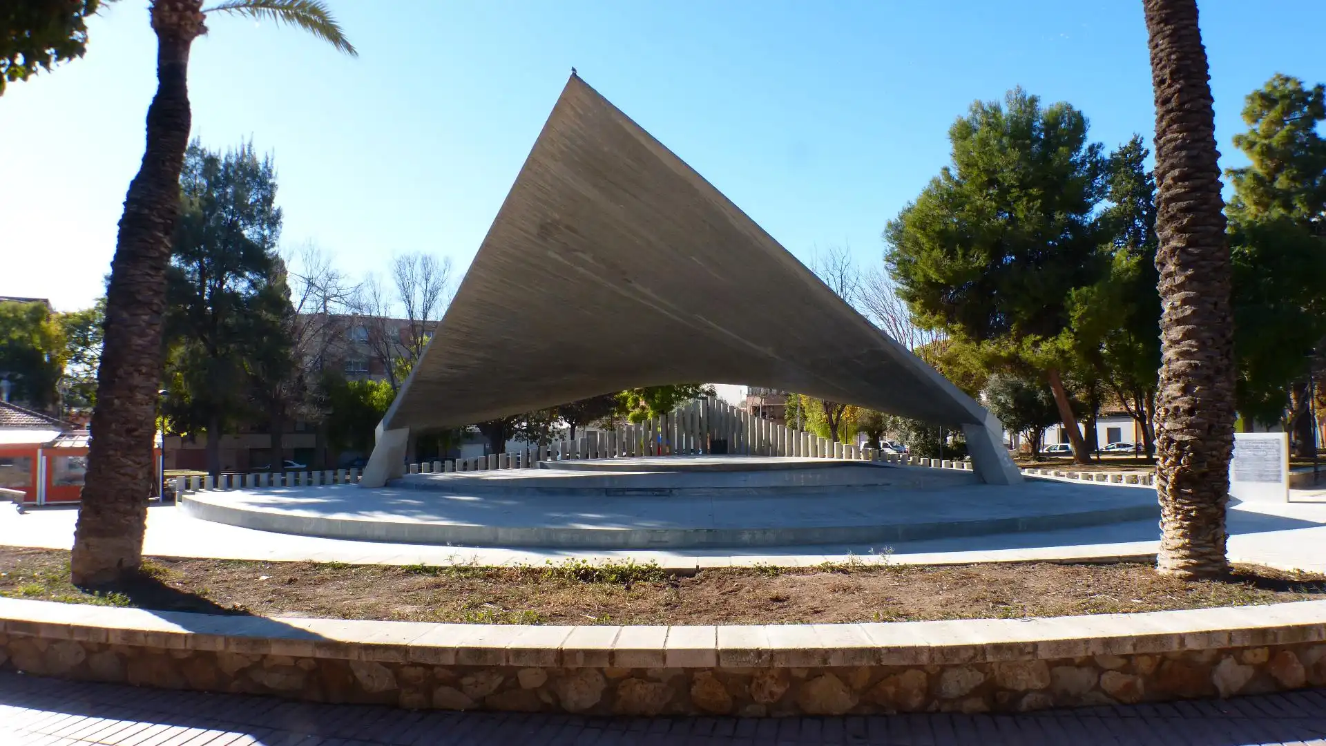 Vista exterior de Casa o chalet en venta en San Vicente del Raspeig / Sant Vicent del Raspeig con Terraza y Trastero