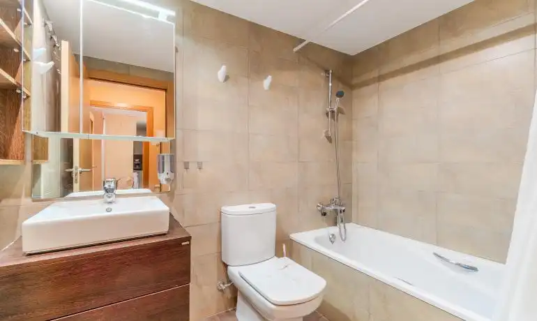 Bany de Apartament en venda en Roses amb Calefacció i Moblat