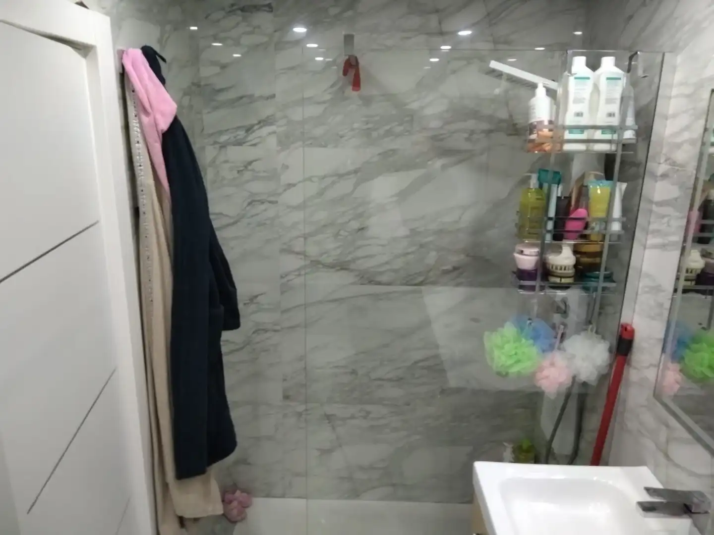 Bathroom of Flat for sale in Granollers  with Air Conditioner, Heating and Oven