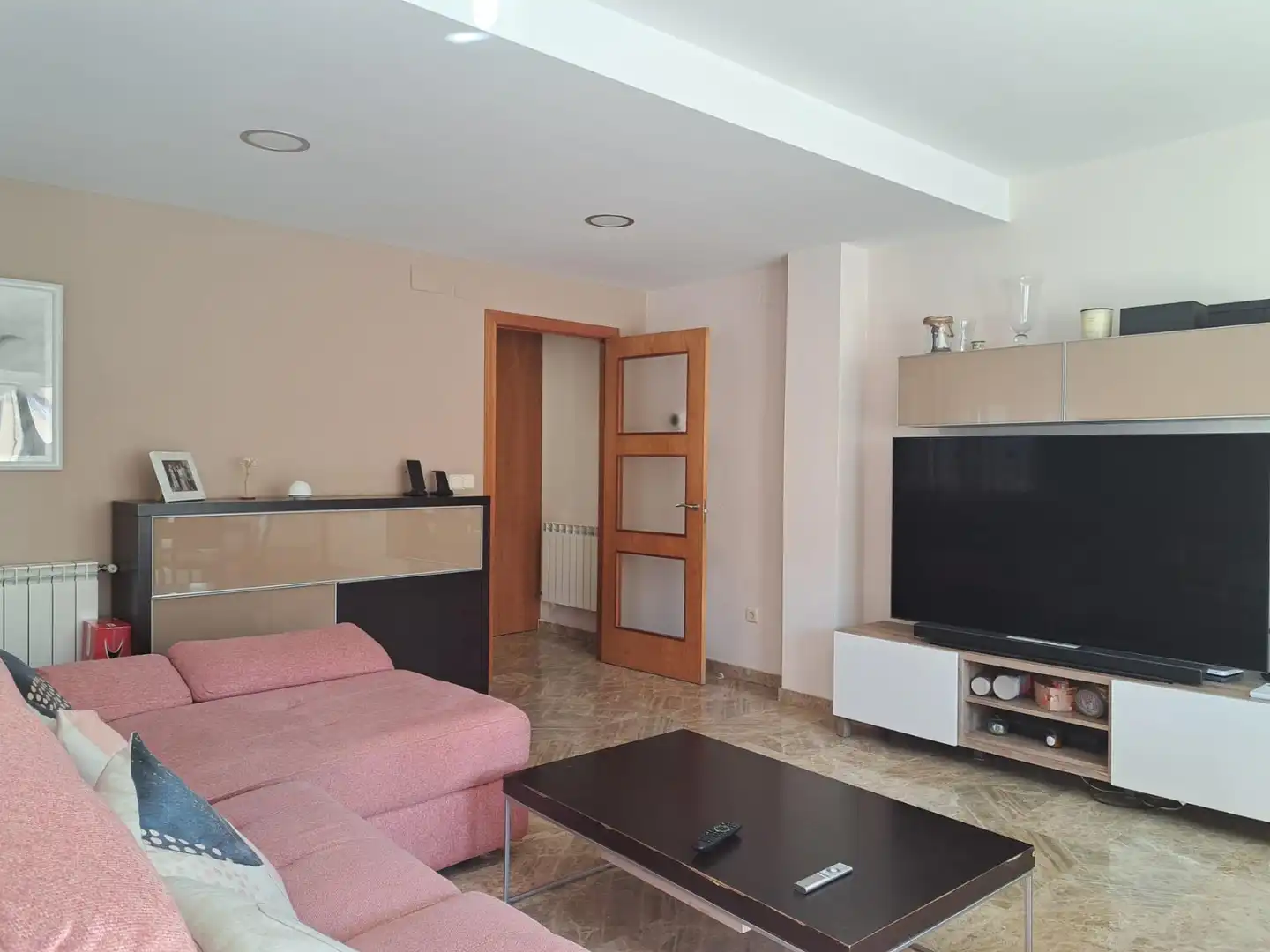 Living room of Attic for sale in Requena  with Air Conditioner, Heating and Terrace