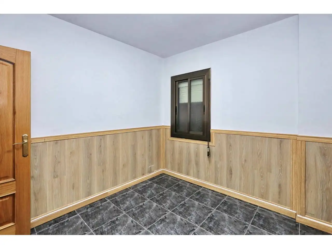 Flat for sale in Santa Coloma de Gramenet  with Furnished and Balcony