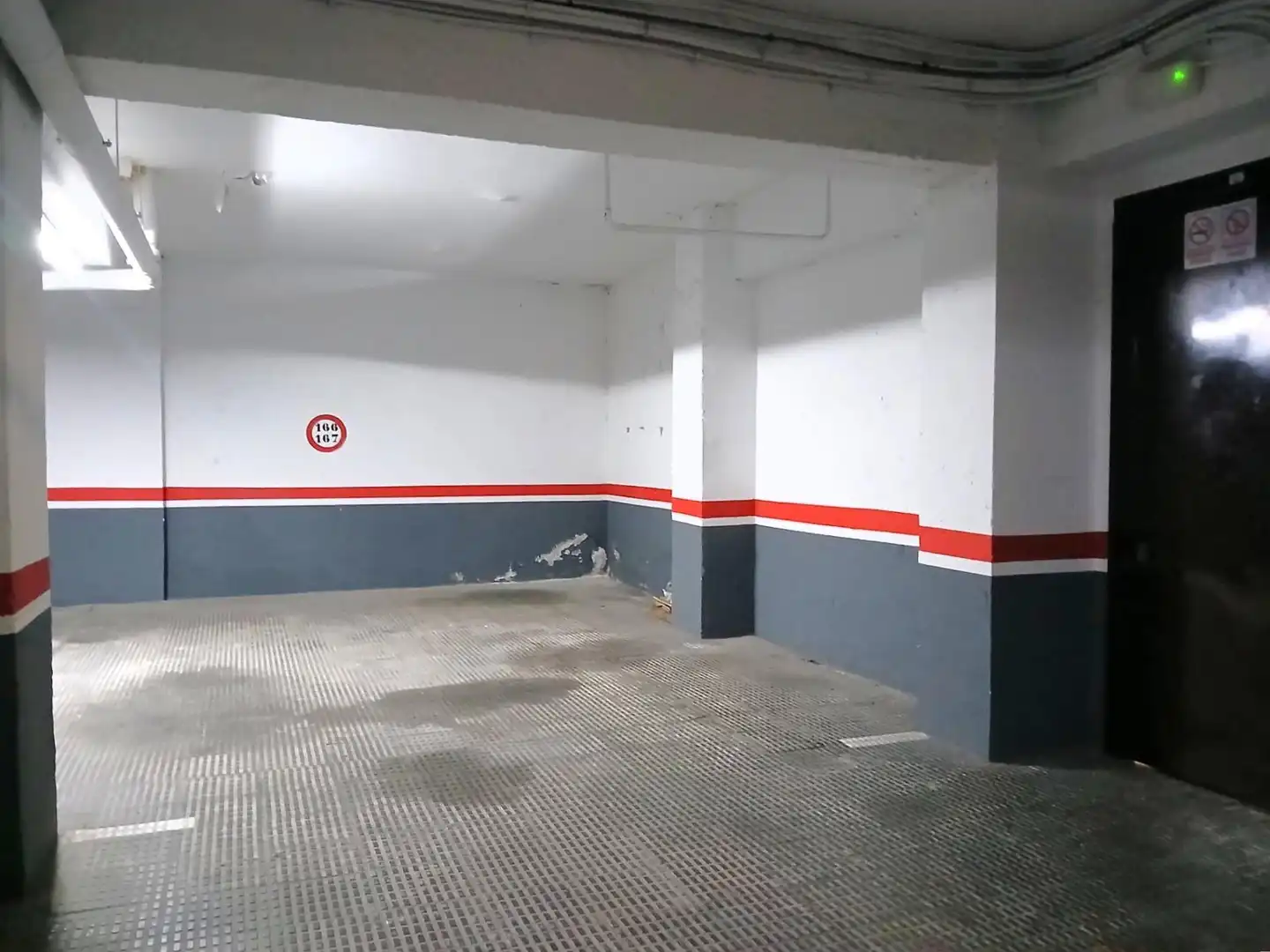 Parking of Flat for sale in Sabadell  with Air Conditioner, Heating and Storage room