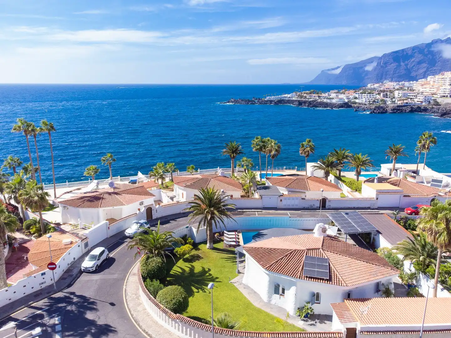 Vista exterior de Casa o chalet de alquiler en Guía de Isora con Aire acondicionado, Jardín privado y Terraza
