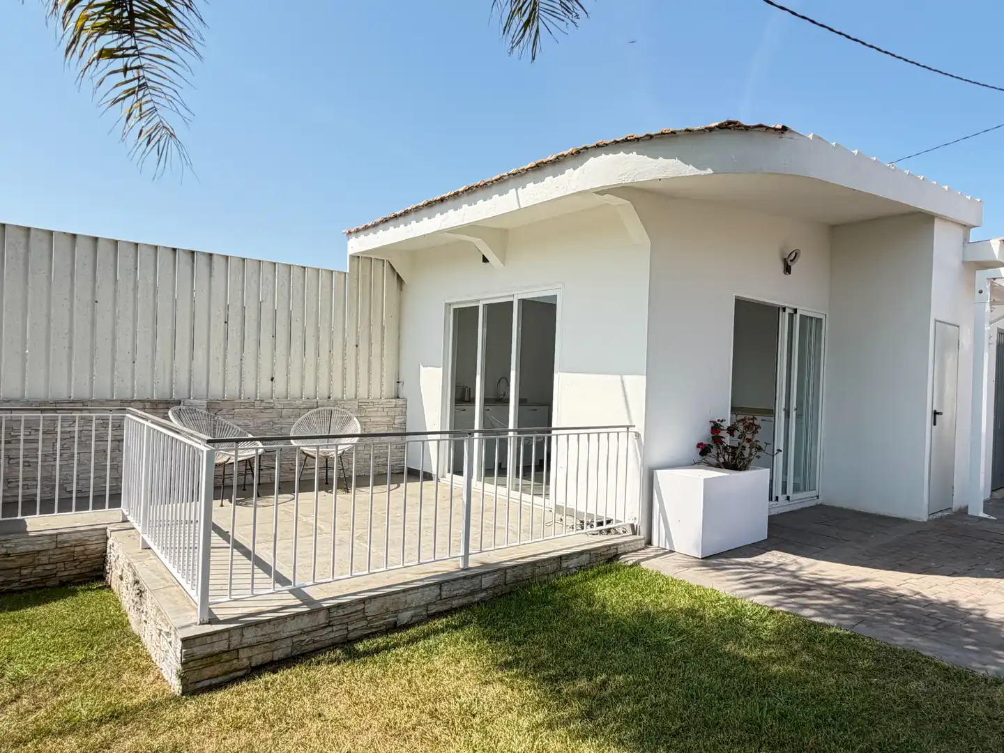 Vista exterior de Casa o xalet en venda en Carlet amb Aire condicionat, Calefacció i Jardí privat