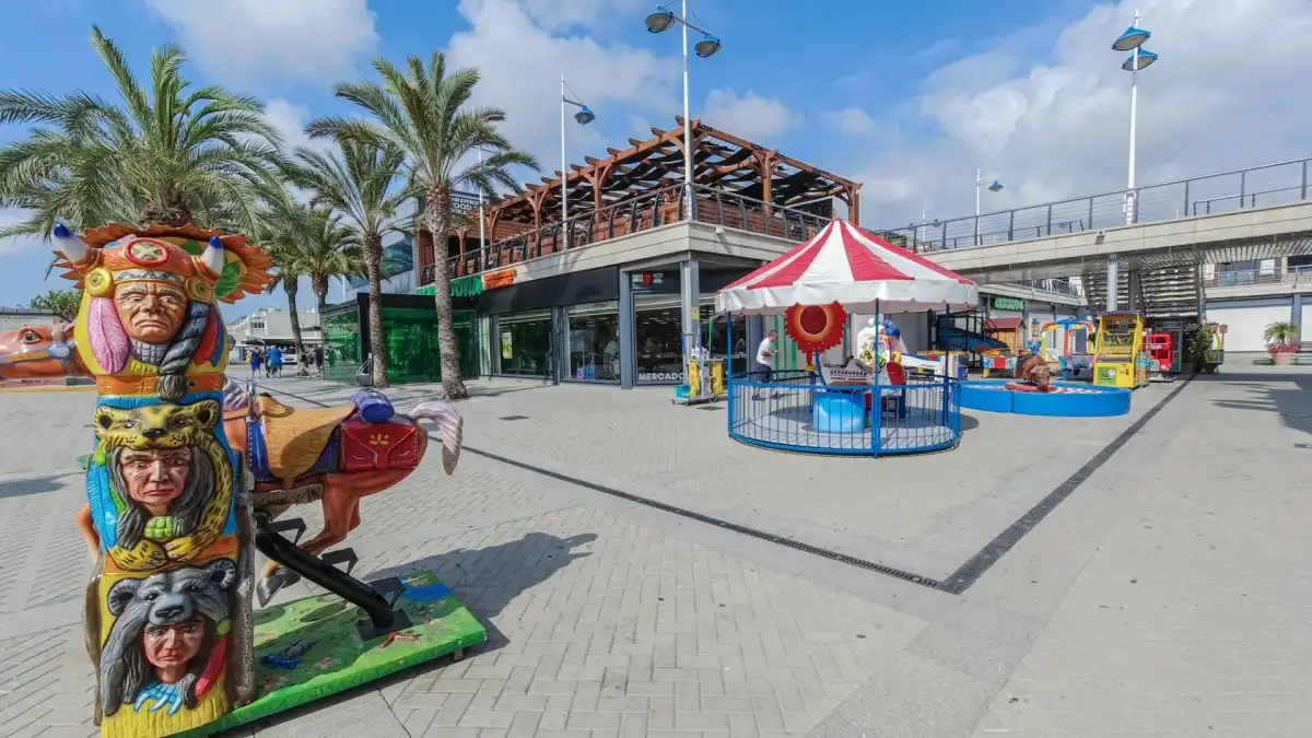 Haus oder Chalet zur Miete in Santa Pola mit Klimaanlage, Heizung und Privatgarten