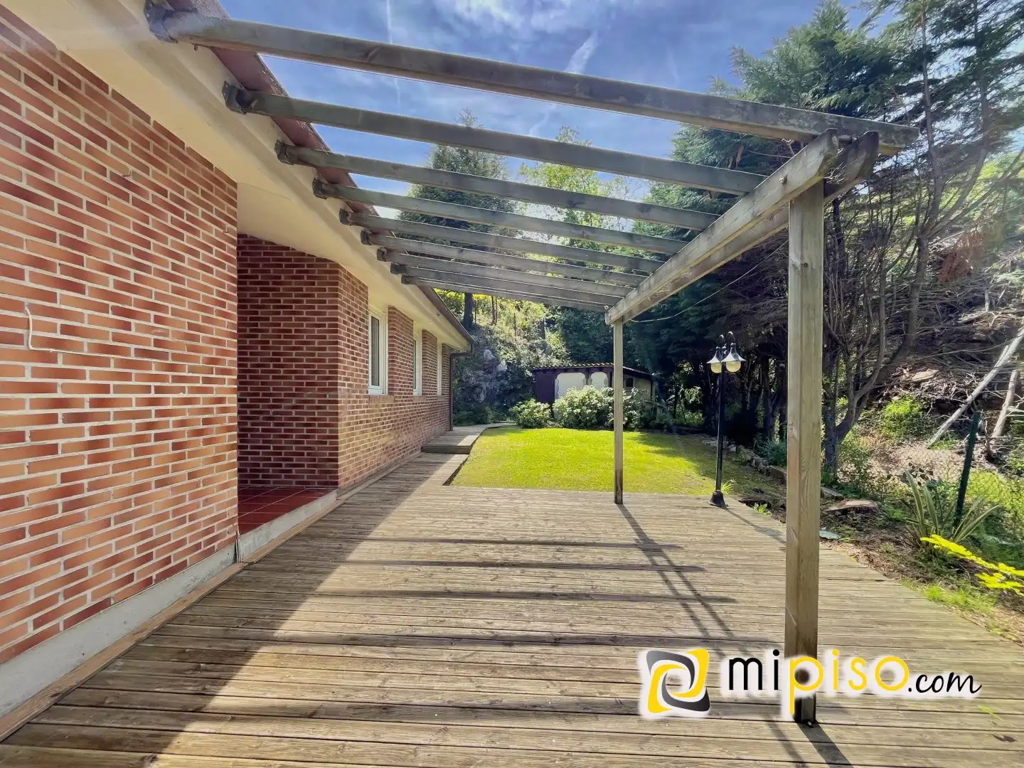 Terraza de Casa o chalet en venta en Limpias con Jardín privado