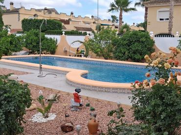 Detached house with pool for sale in Benferri