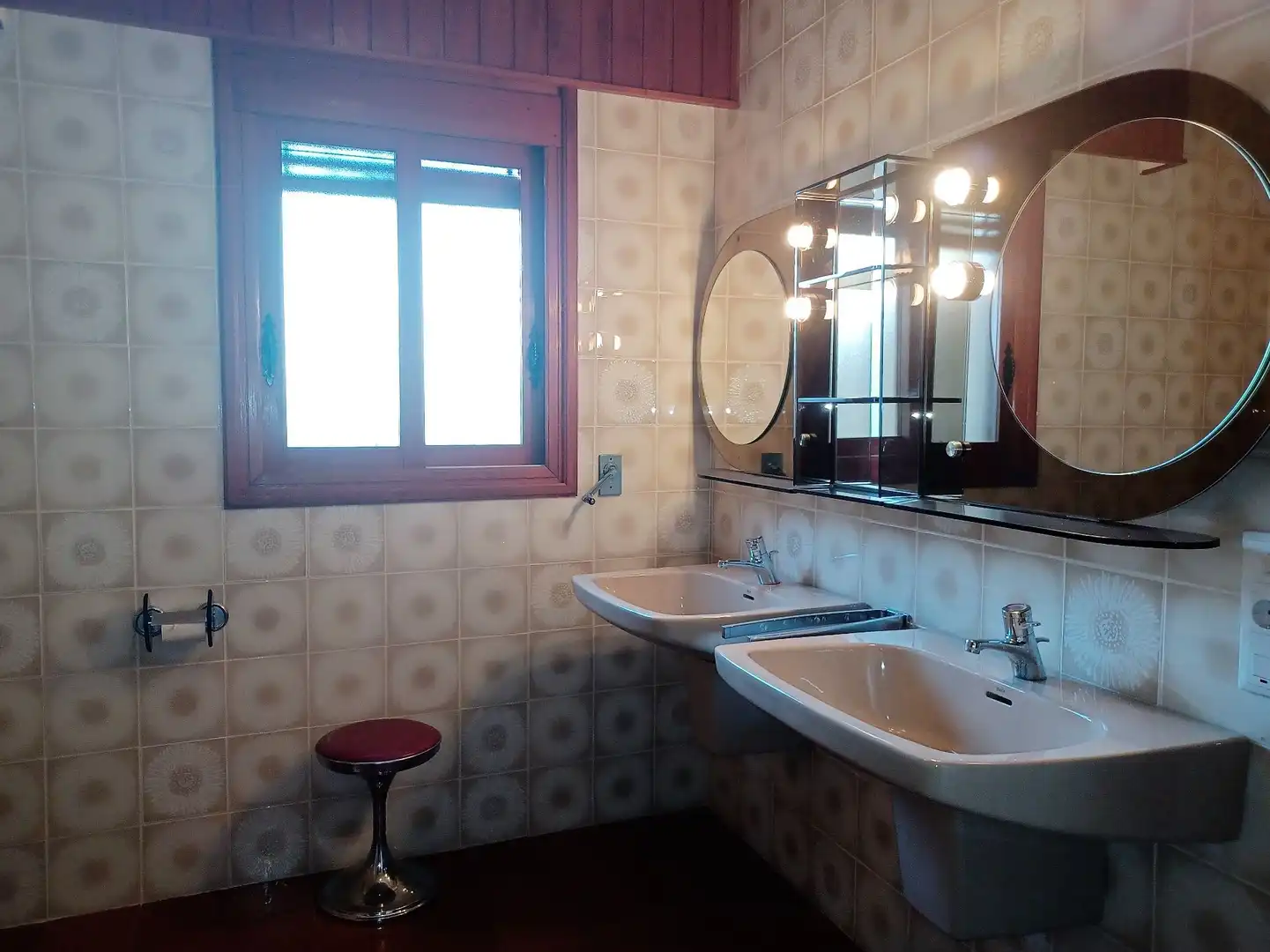 Bathroom of Houses for sale in Albaida  with Storage room and Swimming Pool