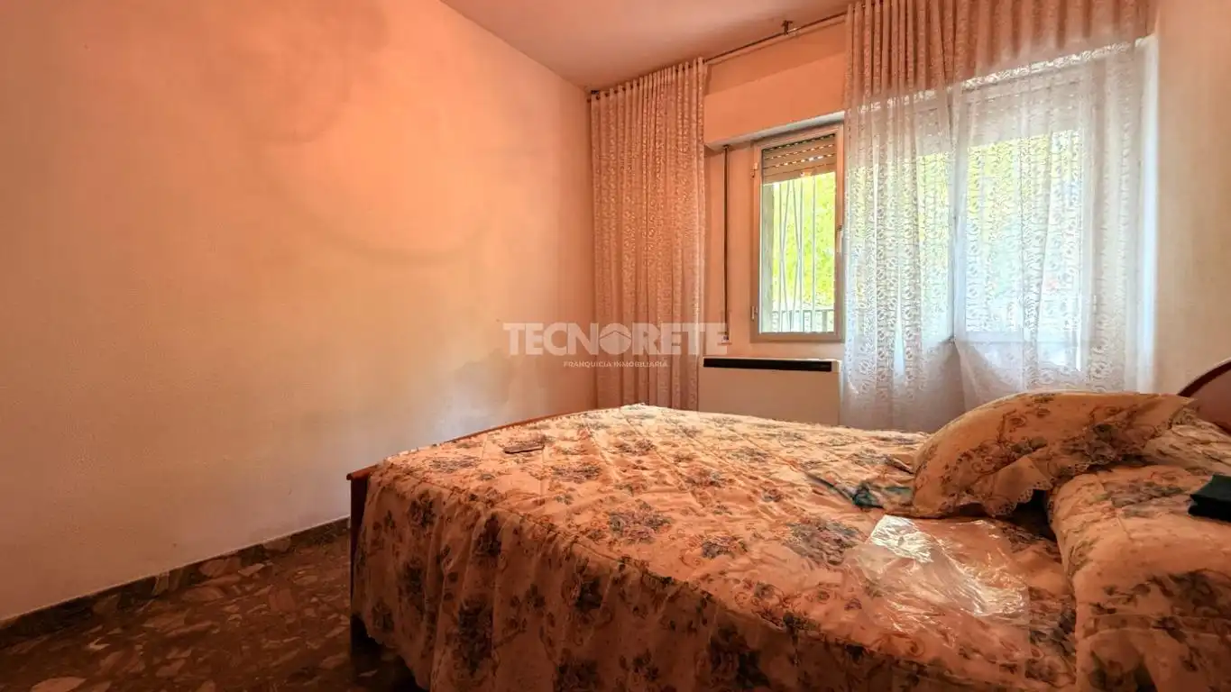 Habitación de Piso en venta en Guadalajara con Calefacción y Balcón