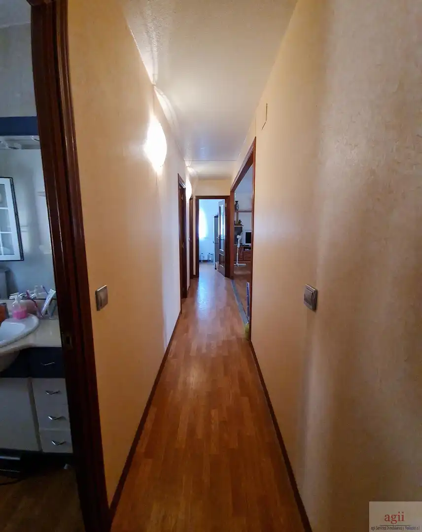 Houses for sale in Trillo  with Alarm and Community pool