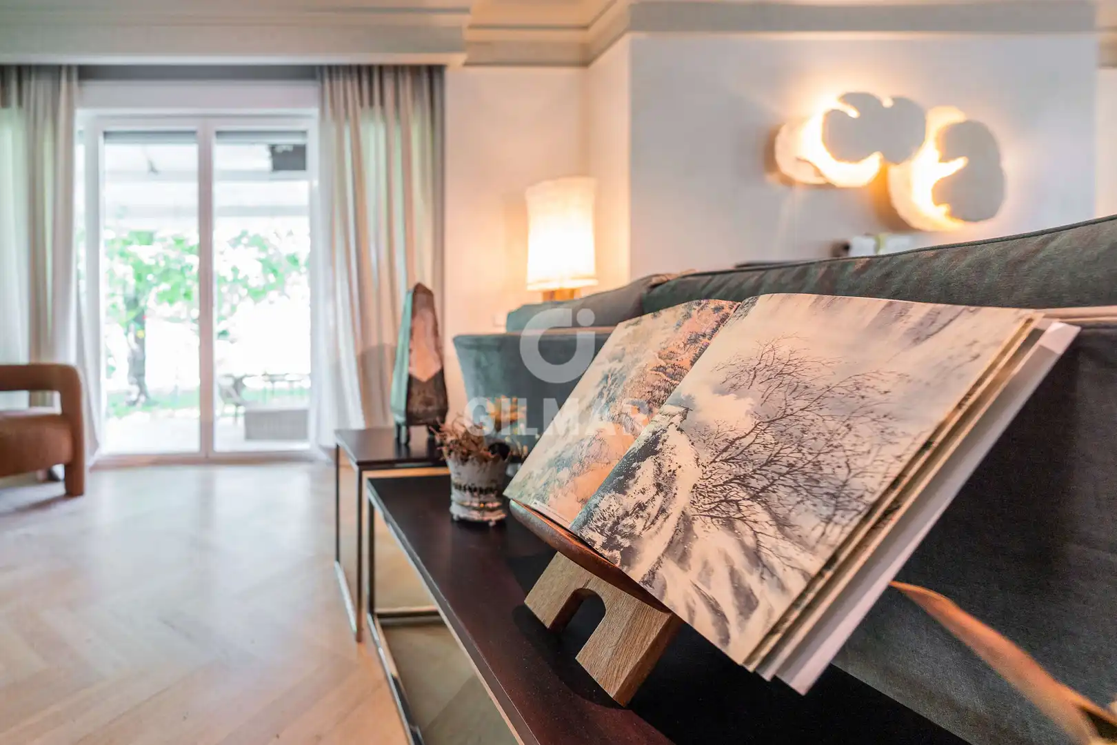 Living room of Houses for sale in Pozuelo de Alarcón  with Heating, Private garden and Swimming Pool