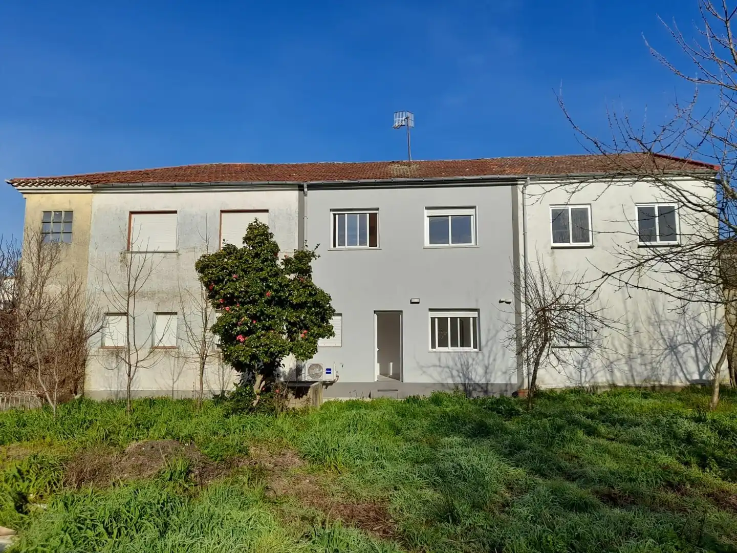 Exterior view of Detached homes for rent in O Carballiño    with Air Conditioner, Heating and Private garden
