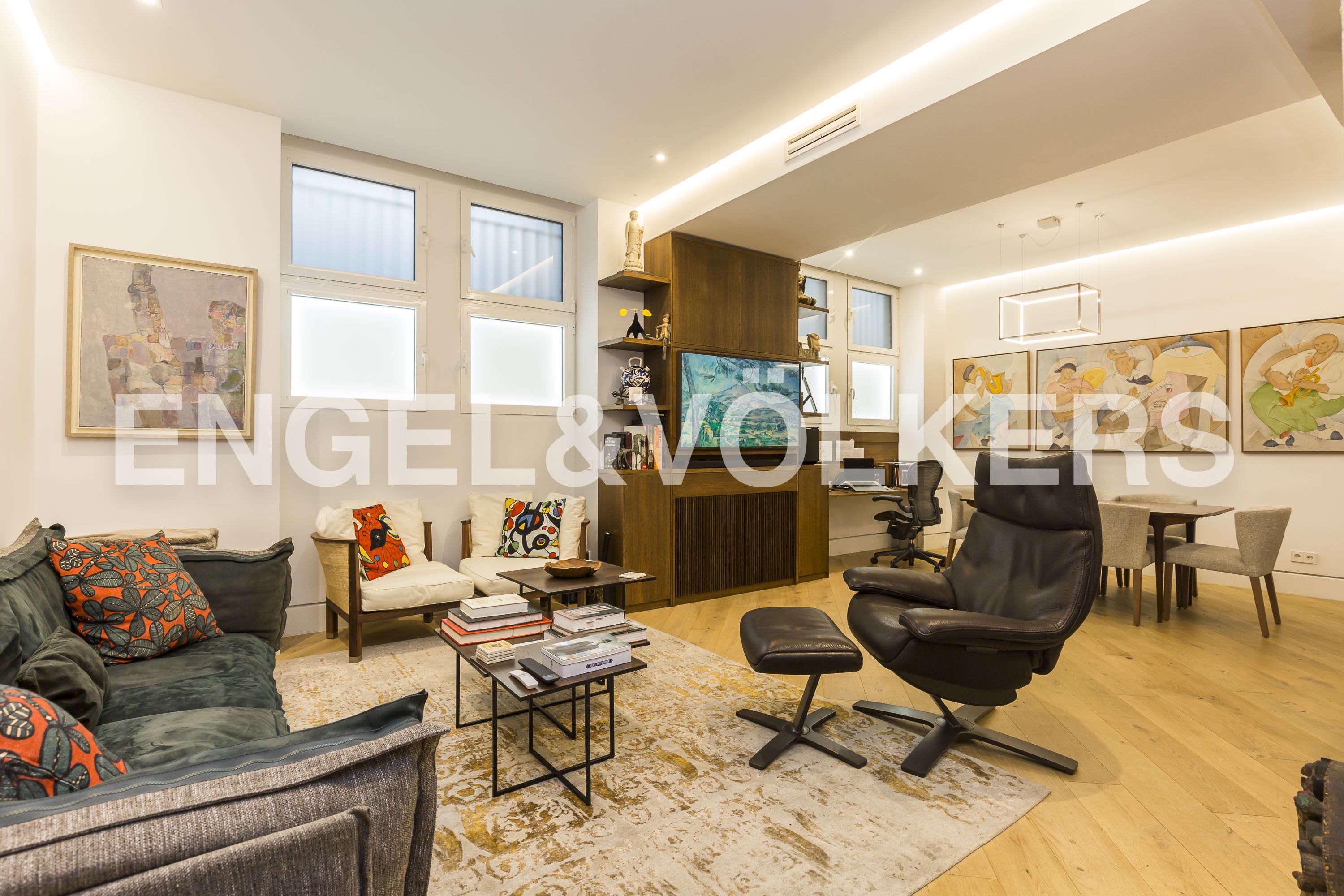 Sala d'estar de Apartament en venda en  Madrid Capital amb Aire condicionat, Calefacció i Traster