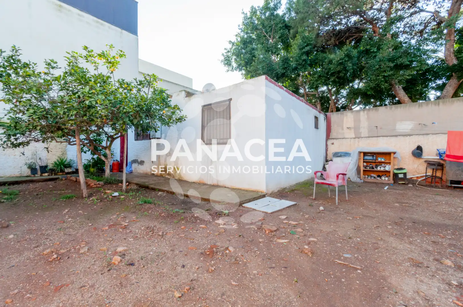 Vista exterior de Casa o xalet en venda en El Ejido amb Moblat