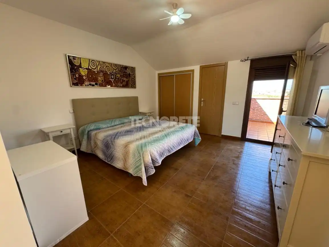 Habitación de Casa o chalet en venta en Cebolla con Aire acondicionado, Calefacción y Jardín privado
