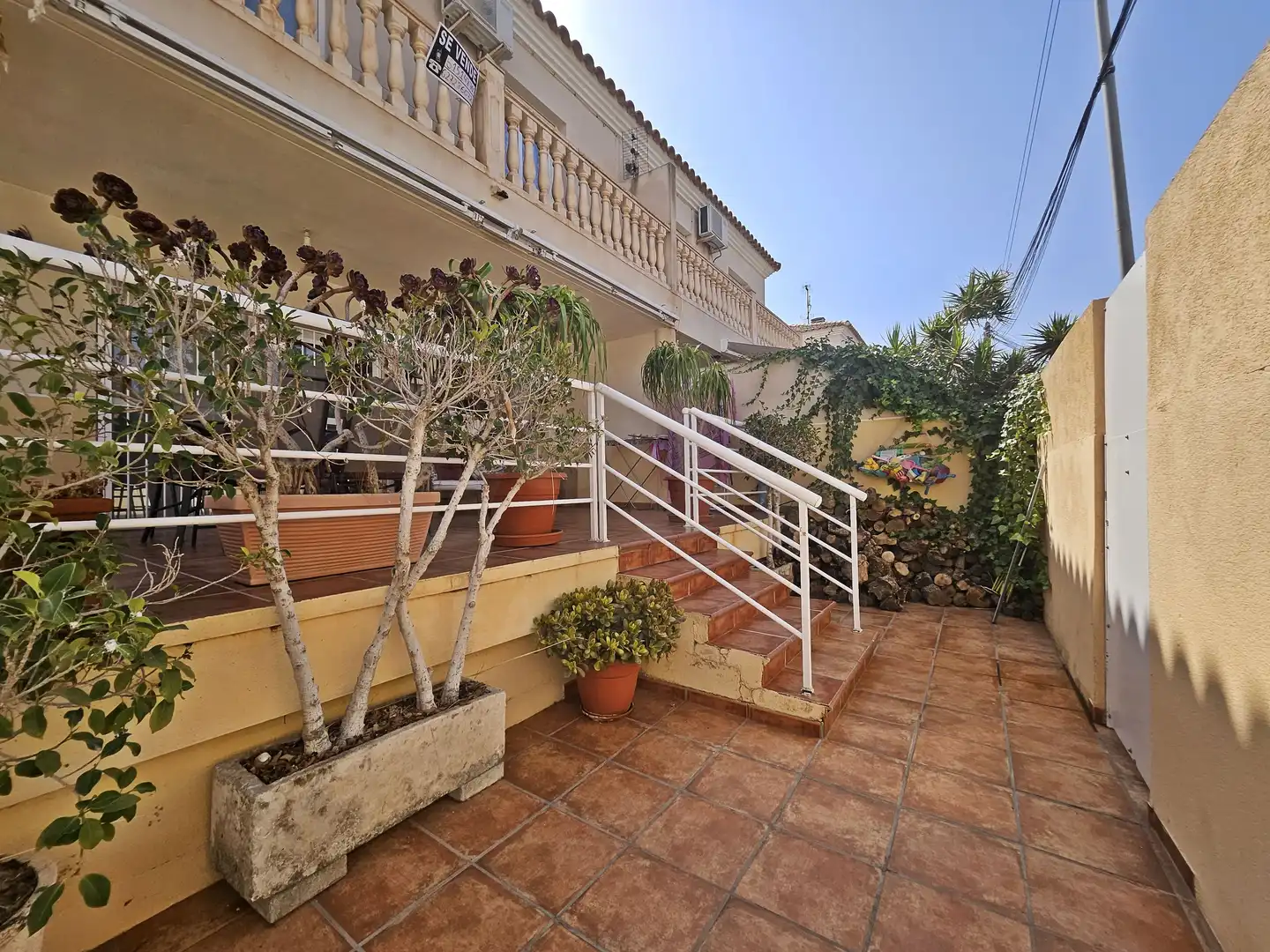 Terrassa de Casa o xalet en venda en Calabardina