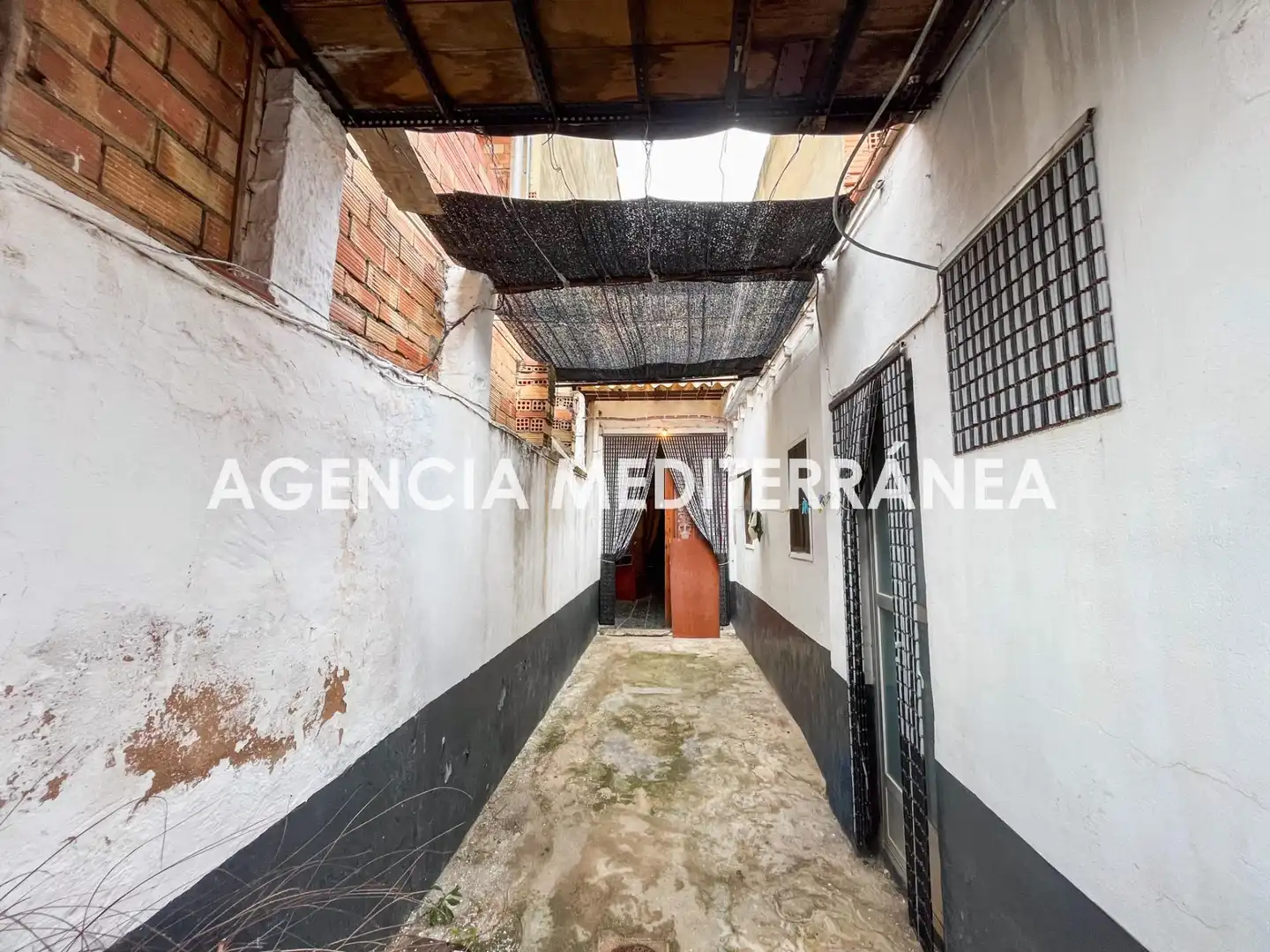 Exterior view of Houses for sale in Alcàsser, Valencia