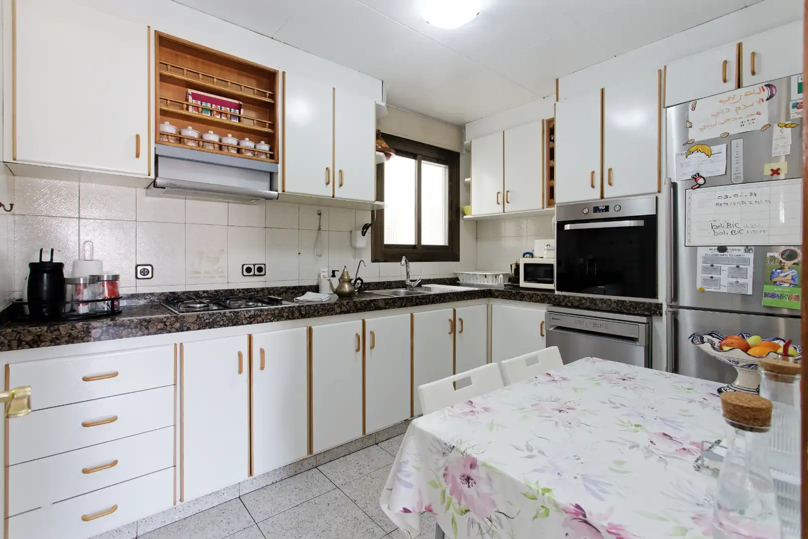 Kitchen of Flat for sale in Terrassa  with Air Conditioner and Balcony
