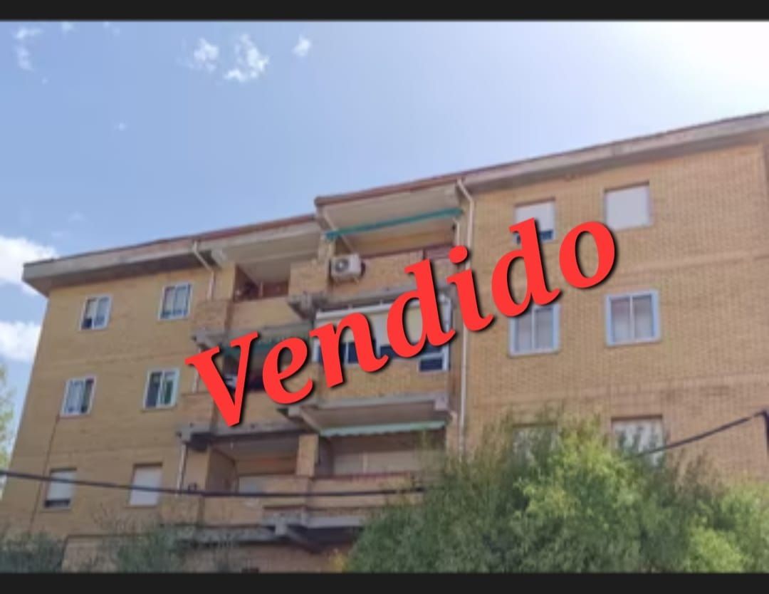 Außenansicht von Wohnung zum verkauf in Mondéjar mit Terrasse und Waschmaschine