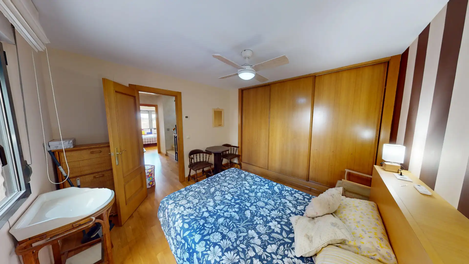 Habitación de Casa adosada en venta en Albacete con Aire acondicionado, Calefacción y Parquet