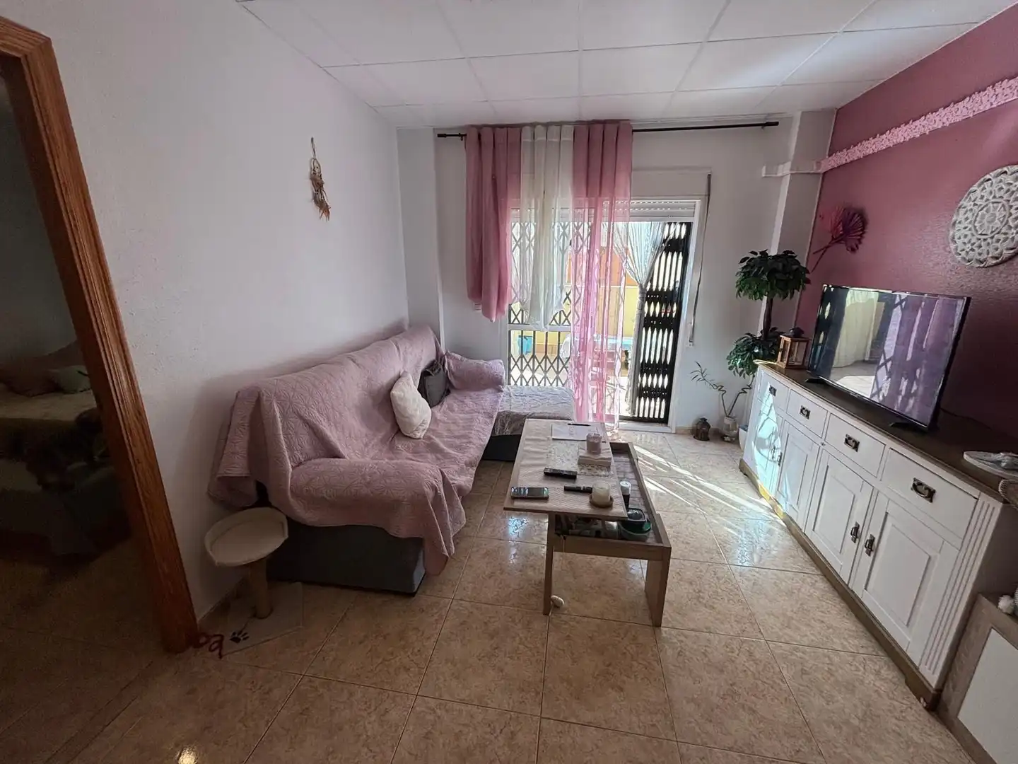 Sala d'estar de Apartament en venda en Casco Antiguo