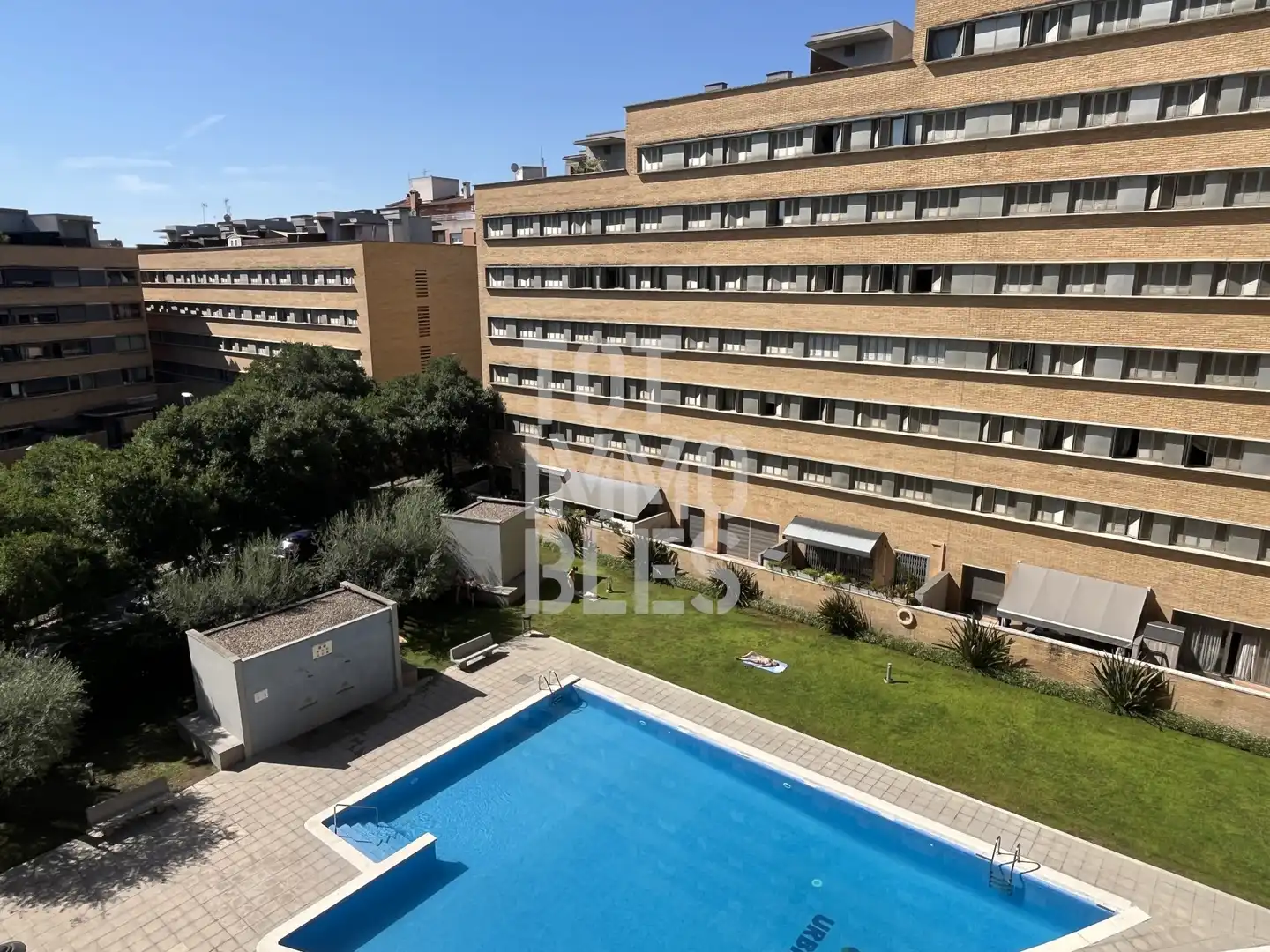 Bedroom of Flat for sale in Girona  with Heating, Terrace and Swimming Pool