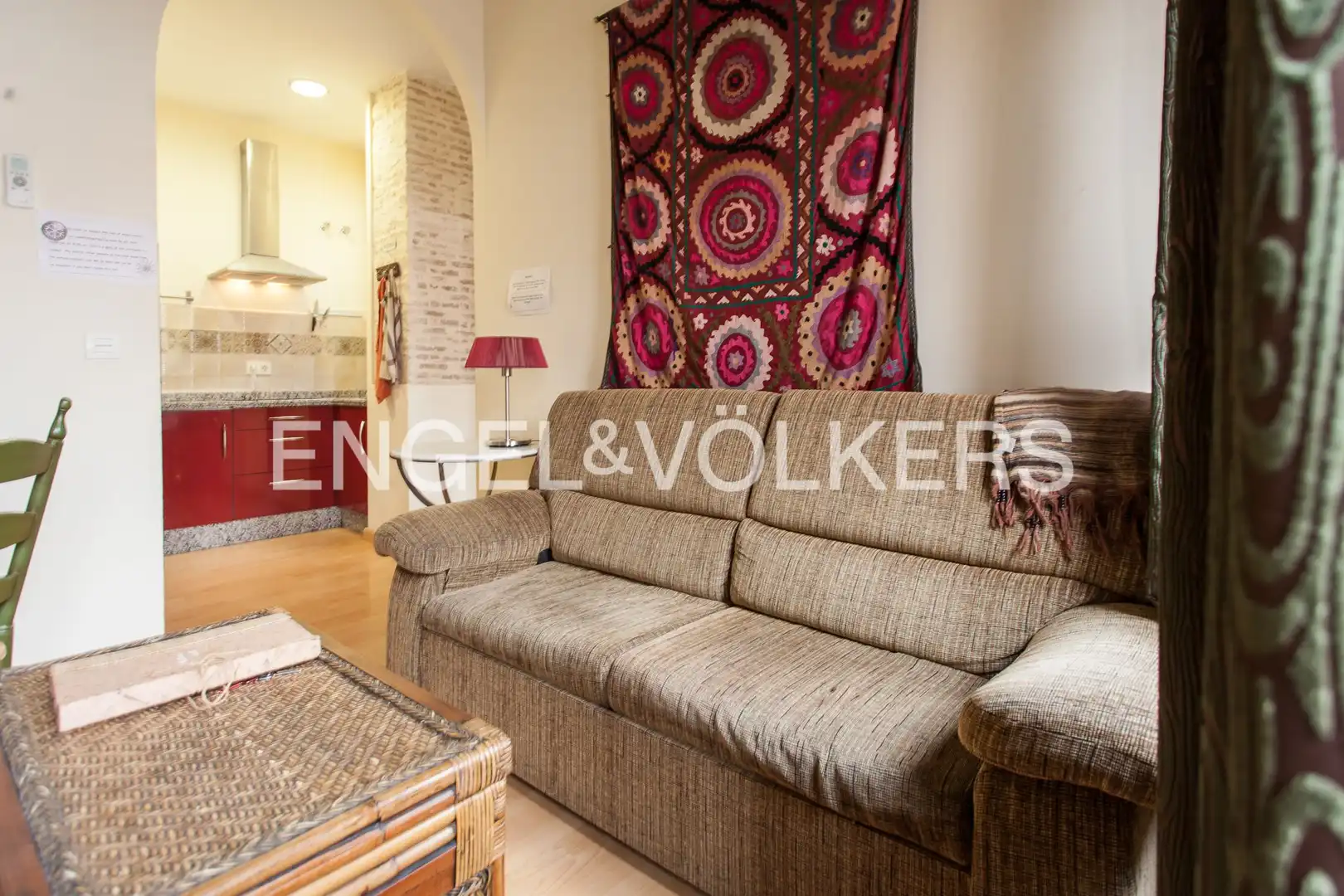 Living room of Flat for sale in Sevilla  with Air Conditioner and Heating