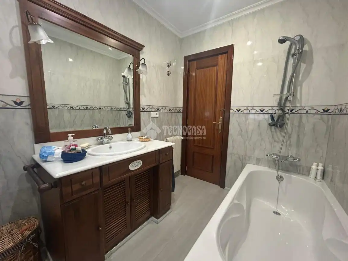 Baño de Piso en venta en Puertollano
