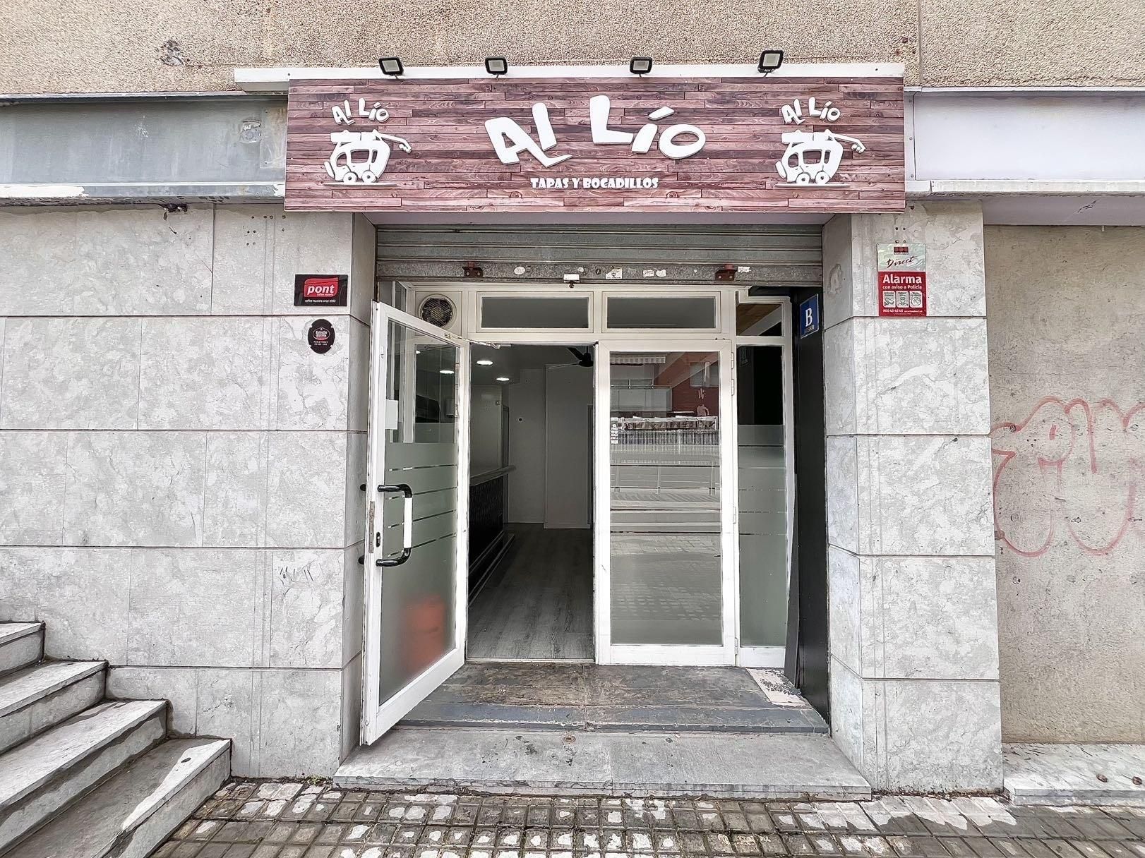 Local en venda en Terrassa amb Moblat