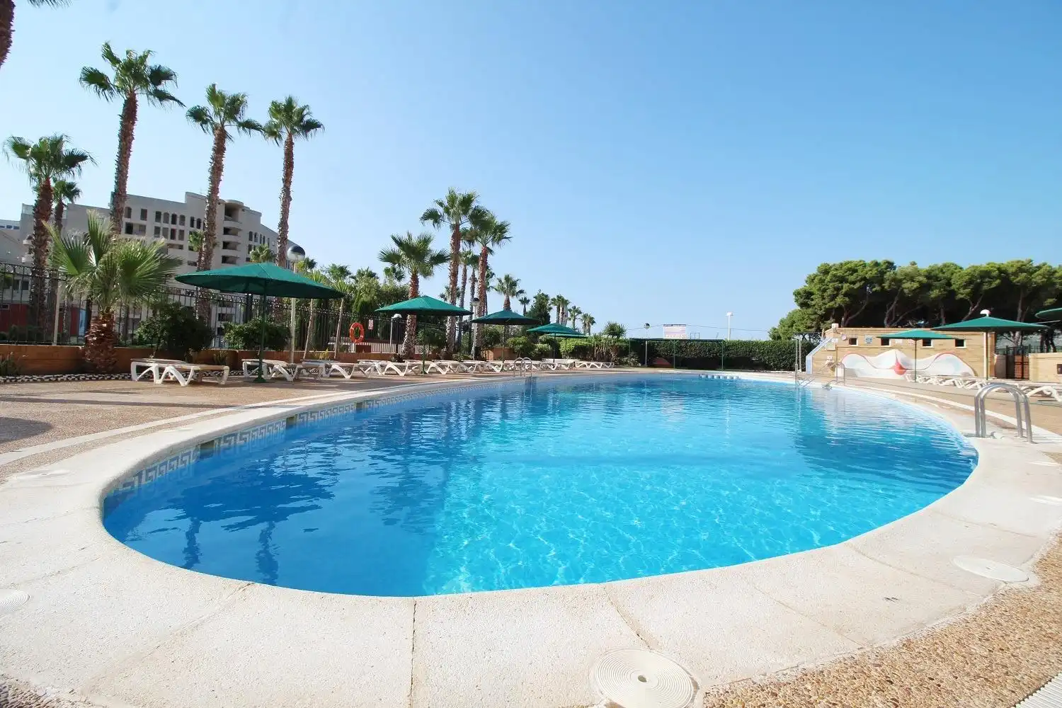 Piscina de Apartamento en venta en Oropesa del Mar / Orpesa con Aire acondicionado, Jardín privado y Terraza