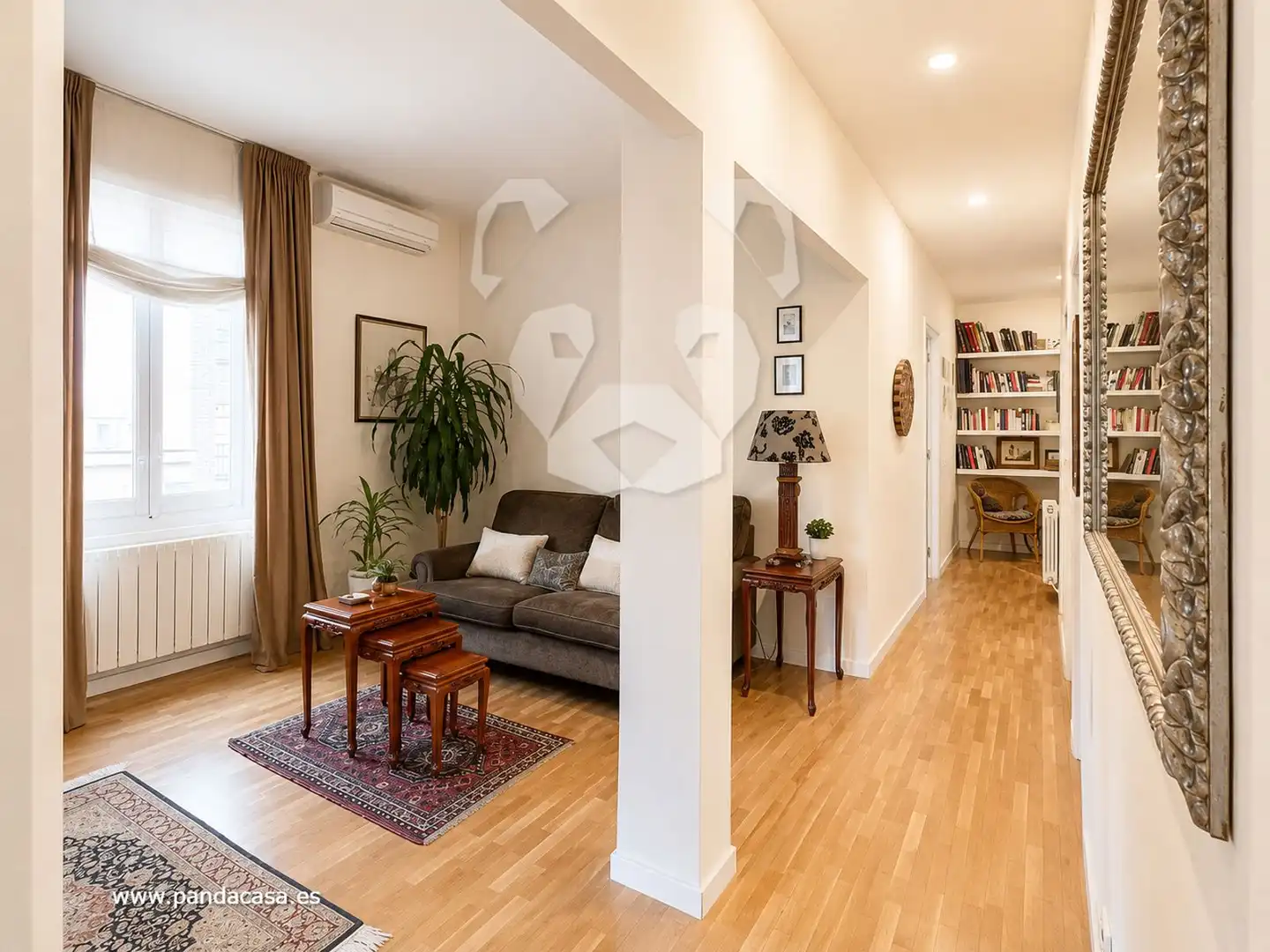 Wohnzimmer von Dachboden zur Miete in Madrid mit Klimaanlage, Heizung und Parkett