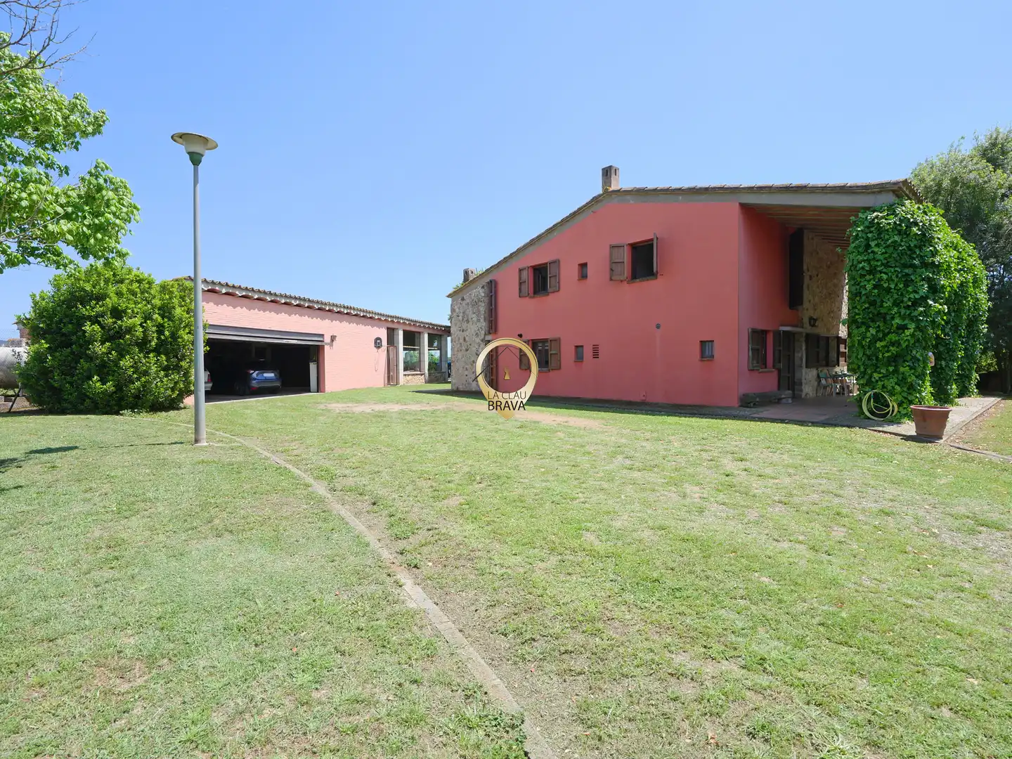 Außenansicht von Country house zum Verkauf in Cassà de la Selva mit Heizung, Privatgarten und Abstellraum
