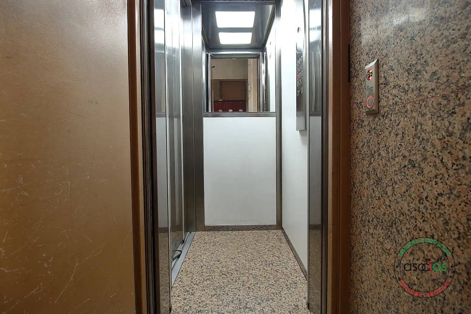 Piso en venta en Gijón  con Calefacción y Parquet