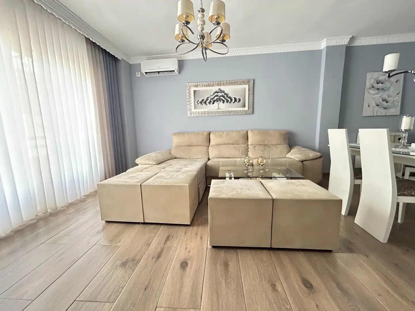 Piso con terraza en venta en Calle Alférez Moreno